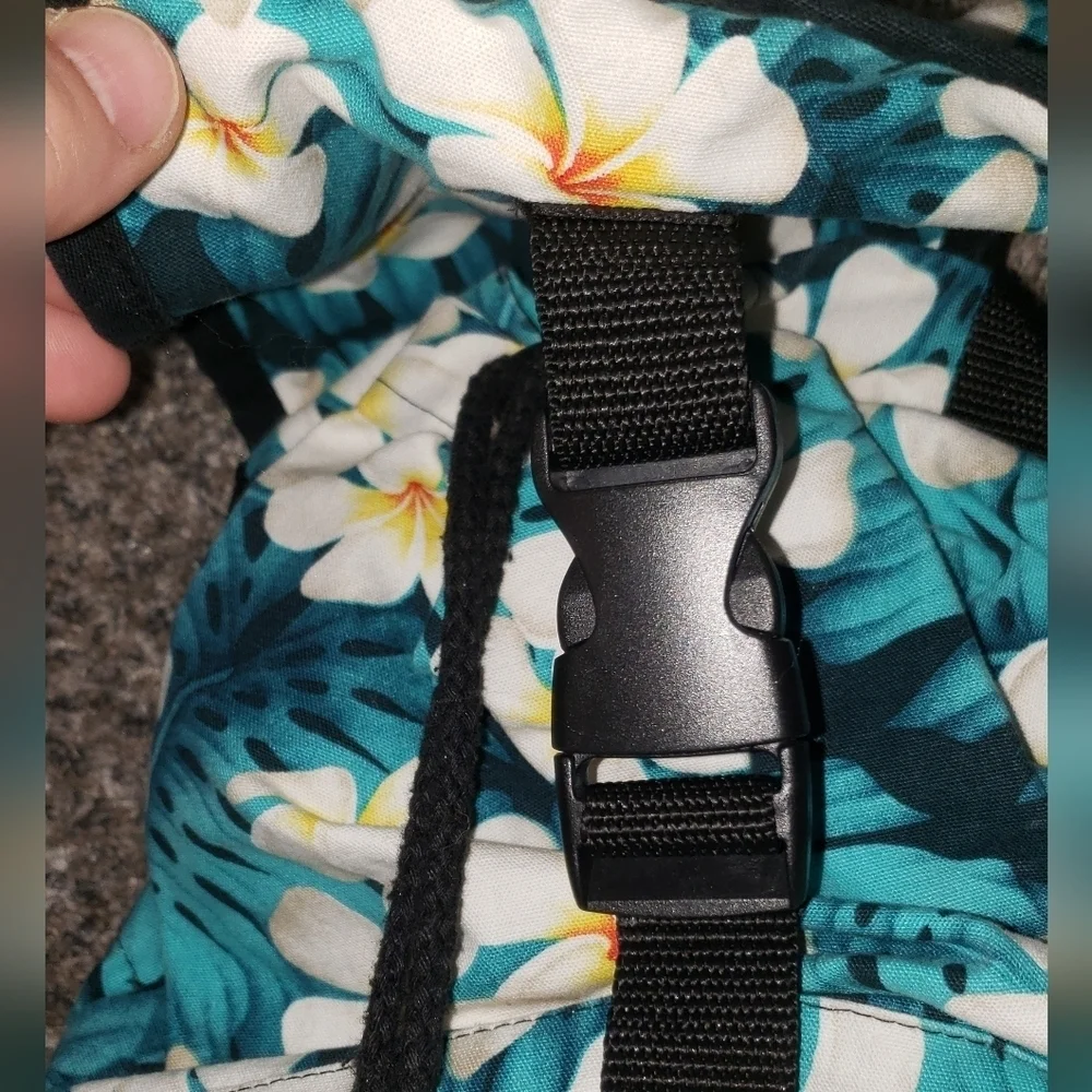Nani Island | Made In Hawaii | Floral Backpack with Hibiscus Design Travel Bag